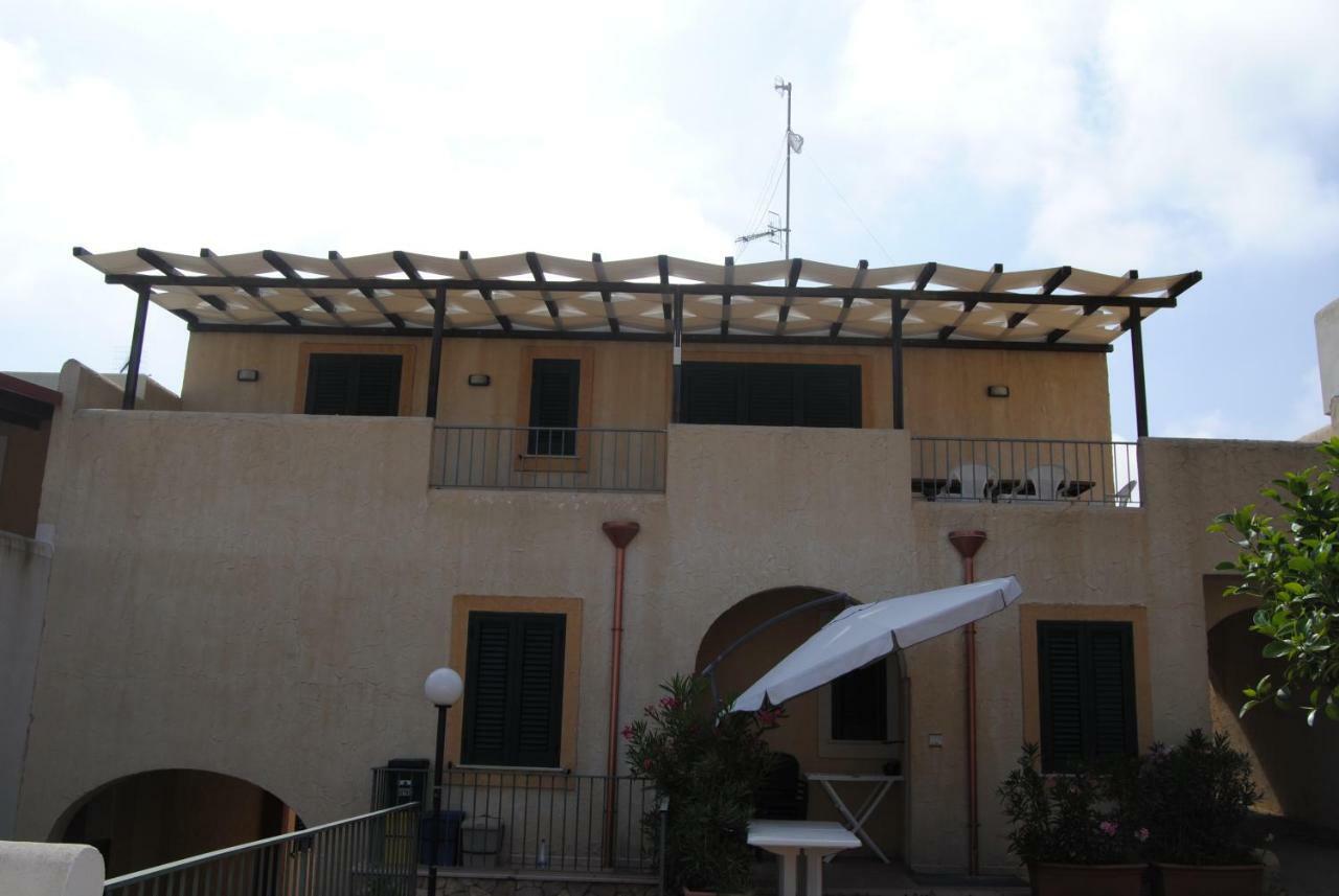 Appartamenti "Torre Del Mito" Santa Cesarea Terme Eksteriør billede
