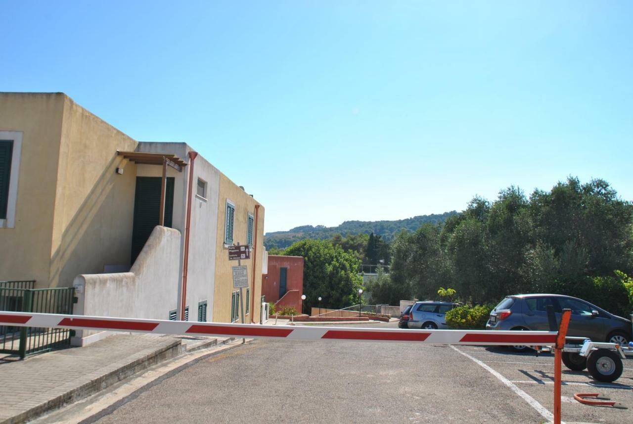 Appartamenti "Torre Del Mito" Santa Cesarea Terme Eksteriør billede